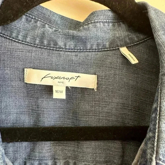 Long Sleeve Foxcroft Denim Shirt with Pockets - Picture 7 of 9